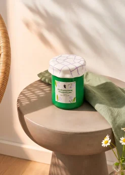 Candle shaped as jam jar - Raspberry jam fragrance