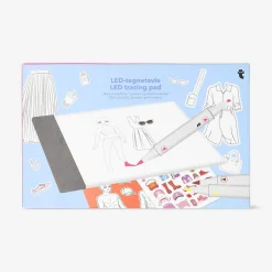 LED tracking pad for sketching
