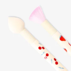 Makeup brushes with berry print - 2 pcs