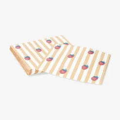 Napkins with red berries - 16 pcs