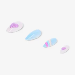 Press on nails - Hearts and rainbows