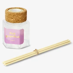 Reed diffuser with pink grapefruit fragrance - 50 ml