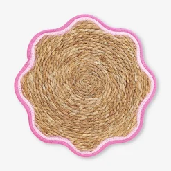 Woven cattail placemat with scalloped edge - 37 cm